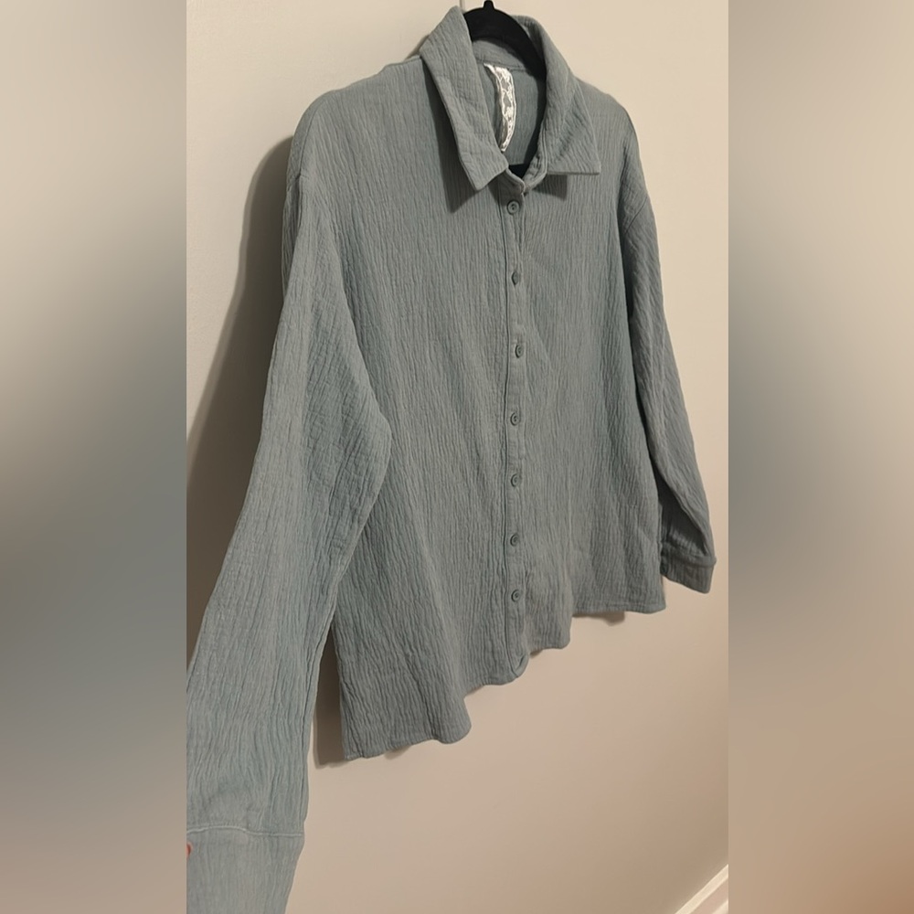 Sadie & Sage Green 100% Cotton Button Up